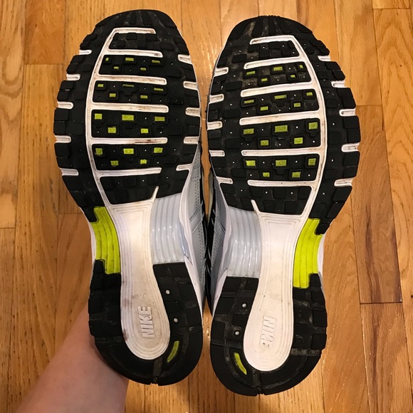 Women’s NIKE P-6000 Icon Clash Running Shoe - Picture 3 of 9